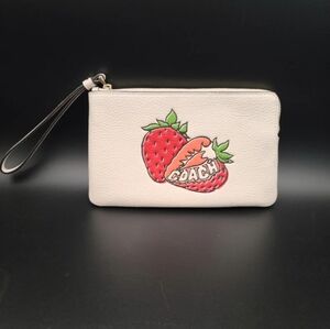 Large Coach CBB79 New With Tags Corner Zip Strawberry Wristlet
